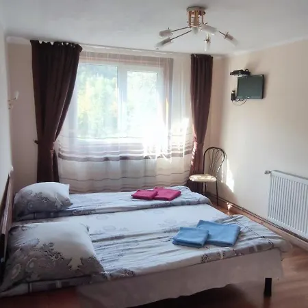 Arnika Guest house Tatariv