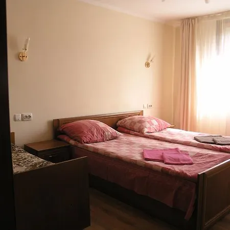 Arnika Guest house Tatariv