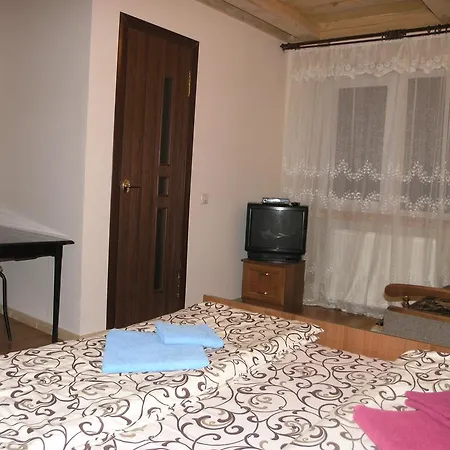 Arnika Guest house Tatariv